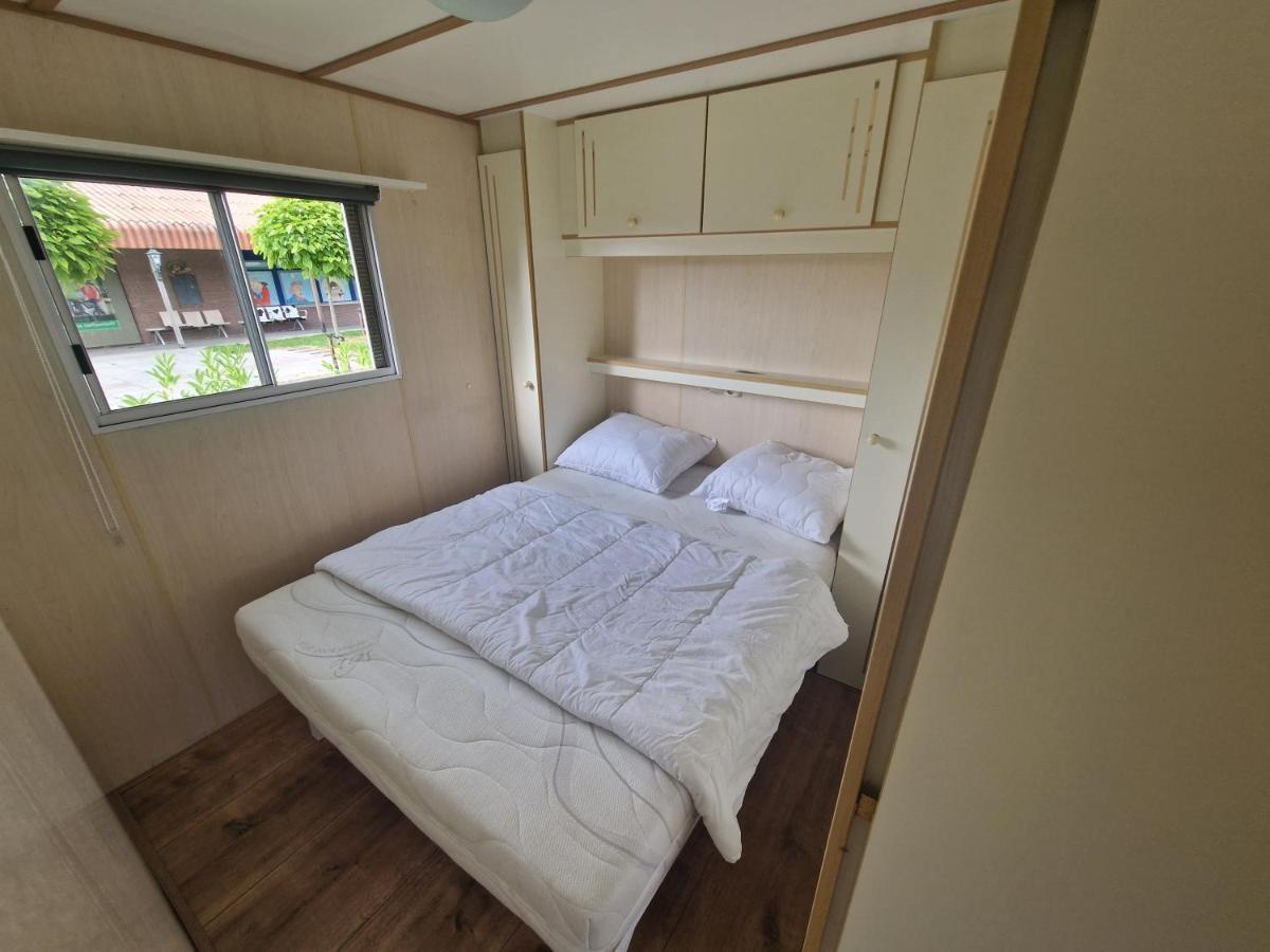 Chalet Veenmeer Tynaarlo Exteriör bild
